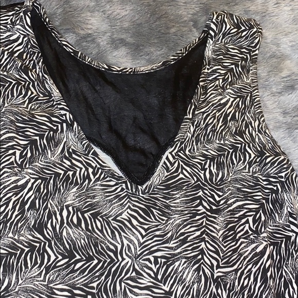 COPY - Zebra print mesh dress - Picture 5 of 8